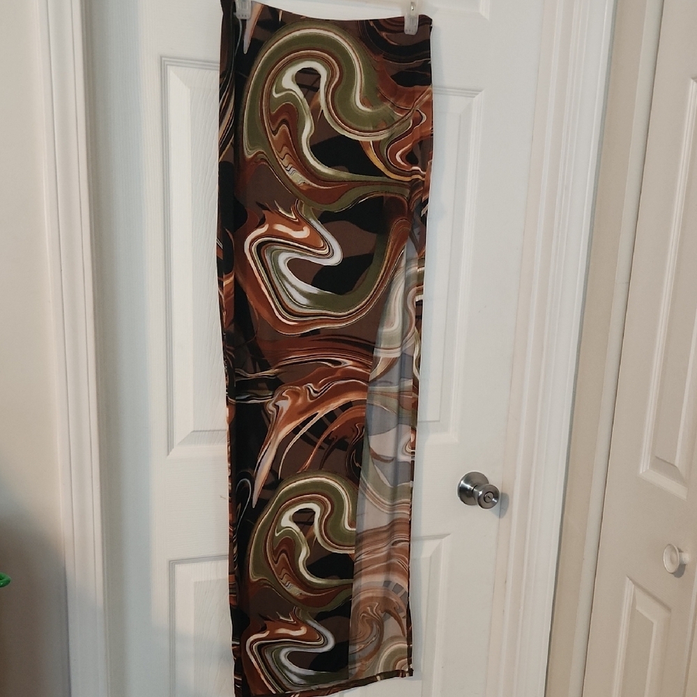 Fashion Nova Swirl Pattern Maxi Skirt